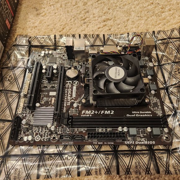 MSI A320M-A Pro Max DDR4 AMD AM4 Motherboard & Athlon X4 CPU & Corsair 16GB RAM - Picture 3 of 16
